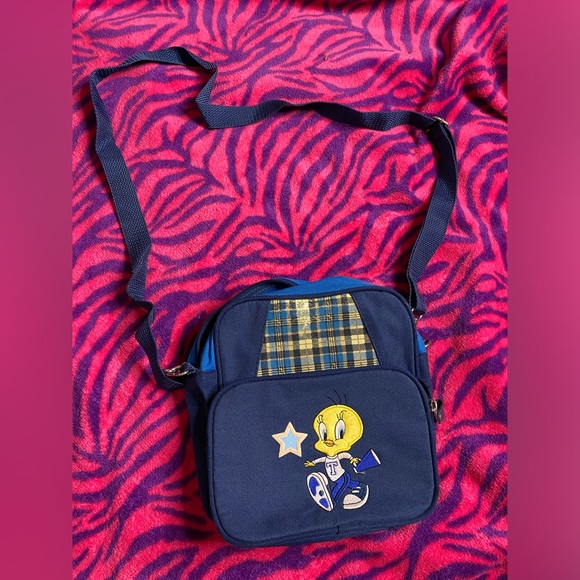 Rare vintage tweety bird cheerleader crossbody purse - Picture 2 of 9
